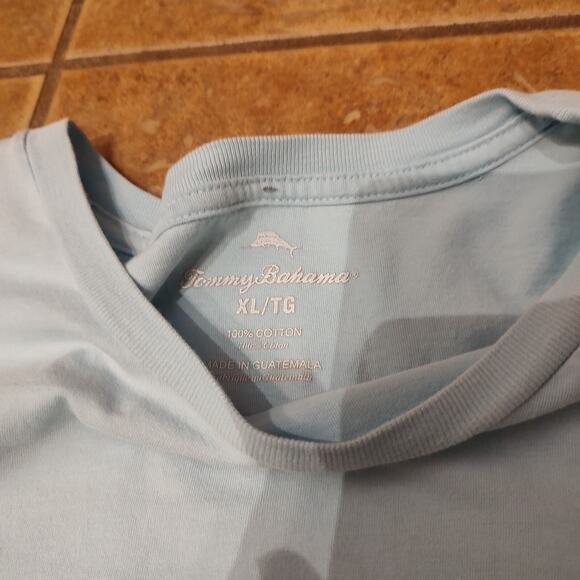 Tommy Bahama PINCH HITTER Crab 93 2 Sided Graphic T-shirt Size Men's XL Sky Blue - Picture 4 of 8